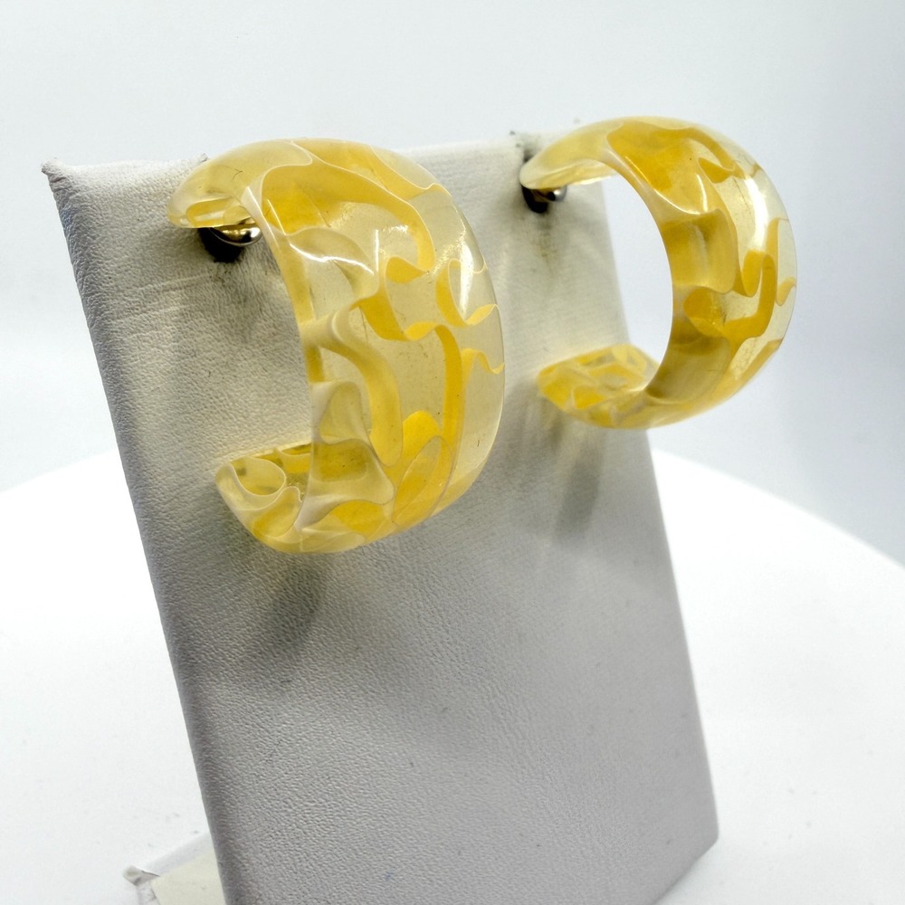 Vintage Y2K Yellow Translucent Acrylic Chunky Hoop Earrings 90s Retro Swirl